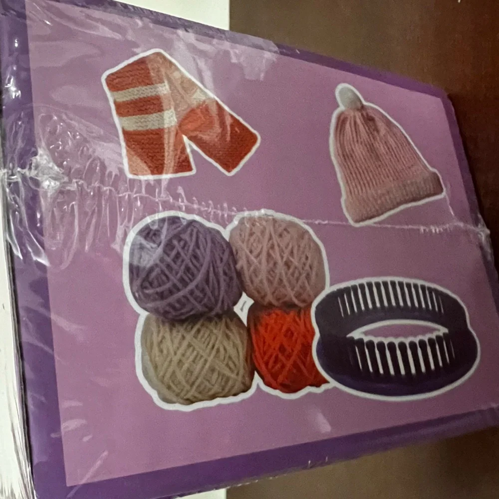 QXHOL  Knit Hat Scarf Knitting Loom Kit - DIY Craft Kit for Beginner new in box